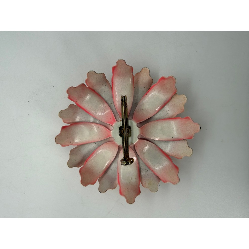Vintage Baby Pink Enamel Flower Brooch Coral Tiered Petal Mid Century Pin Gift - Picture 3 of 6